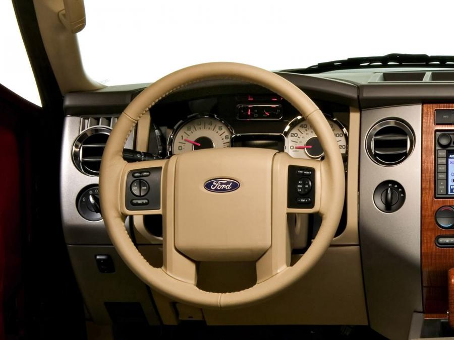  Ford Expedition EL Eddie Bauer 2007 года  (фото 16 из 50)